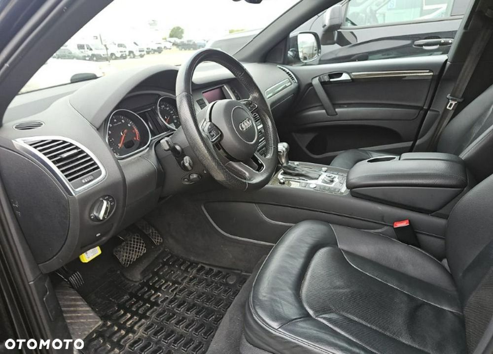 Audi Q7 3.0 TFSI Quattro Tiptronic - 7