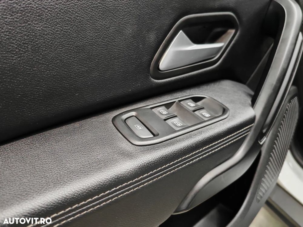 Dacia Duster TCe 150 GPF Prestige - 24