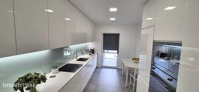 Magnífico apartamento T3 para venda - Grande imagem: 3/12