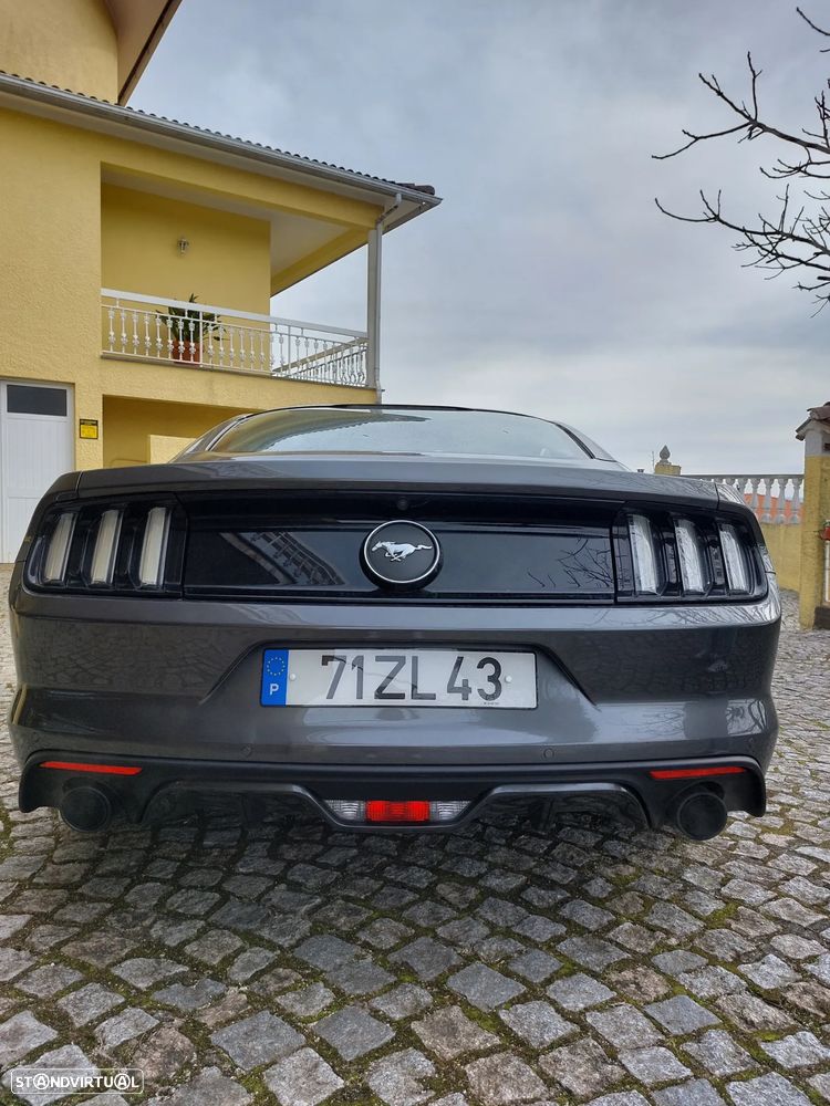 Ford Mustang 2.3 Eco Boost - 3