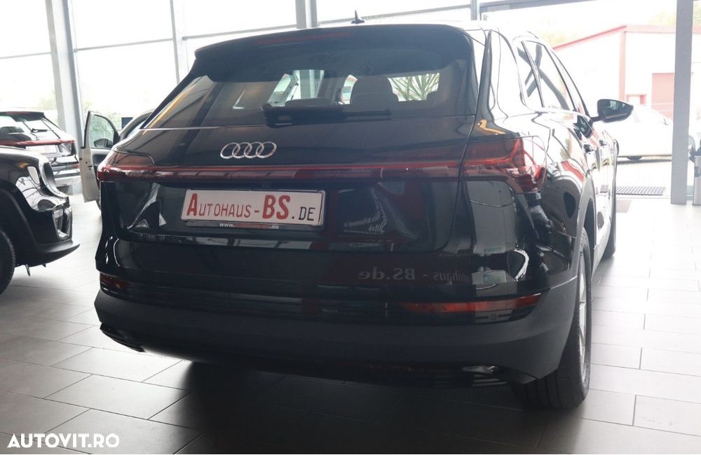 Audi e-tron - 5