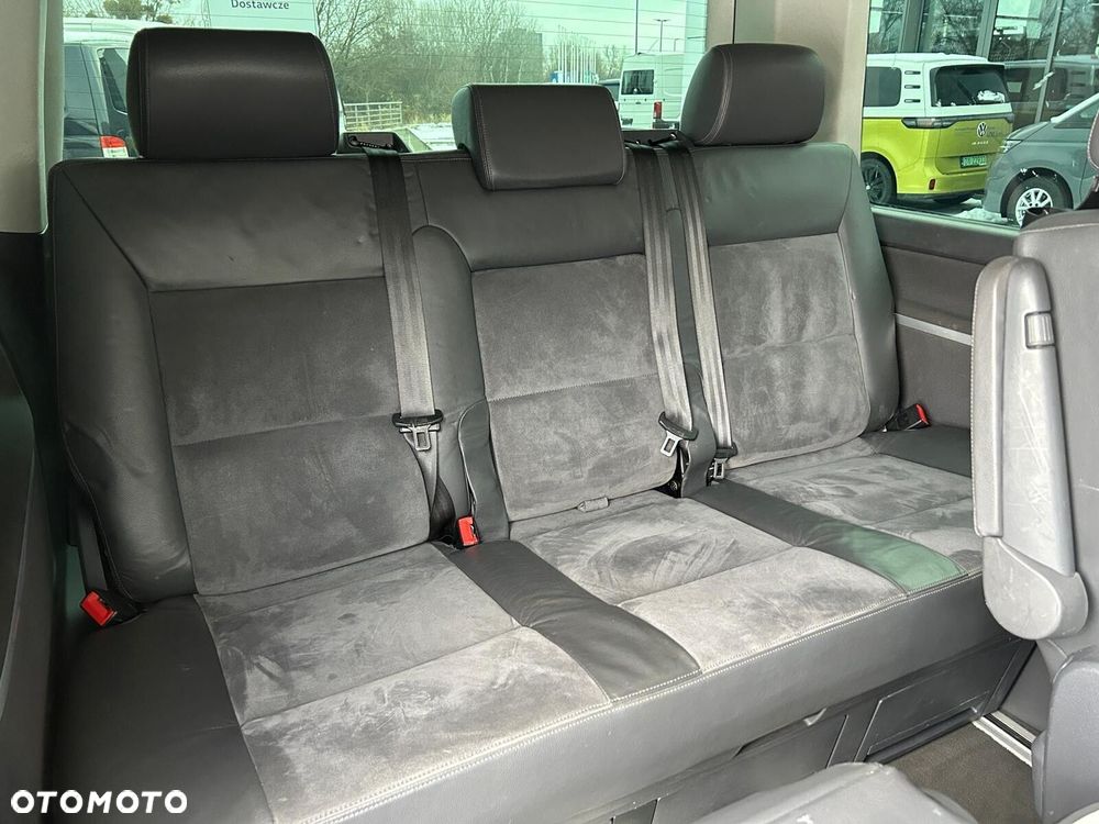Volkswagen Multivan - 18