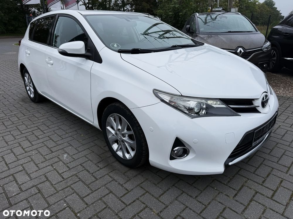 Toyota Auris 1.33 Dual-VVT-i Comfort - 3