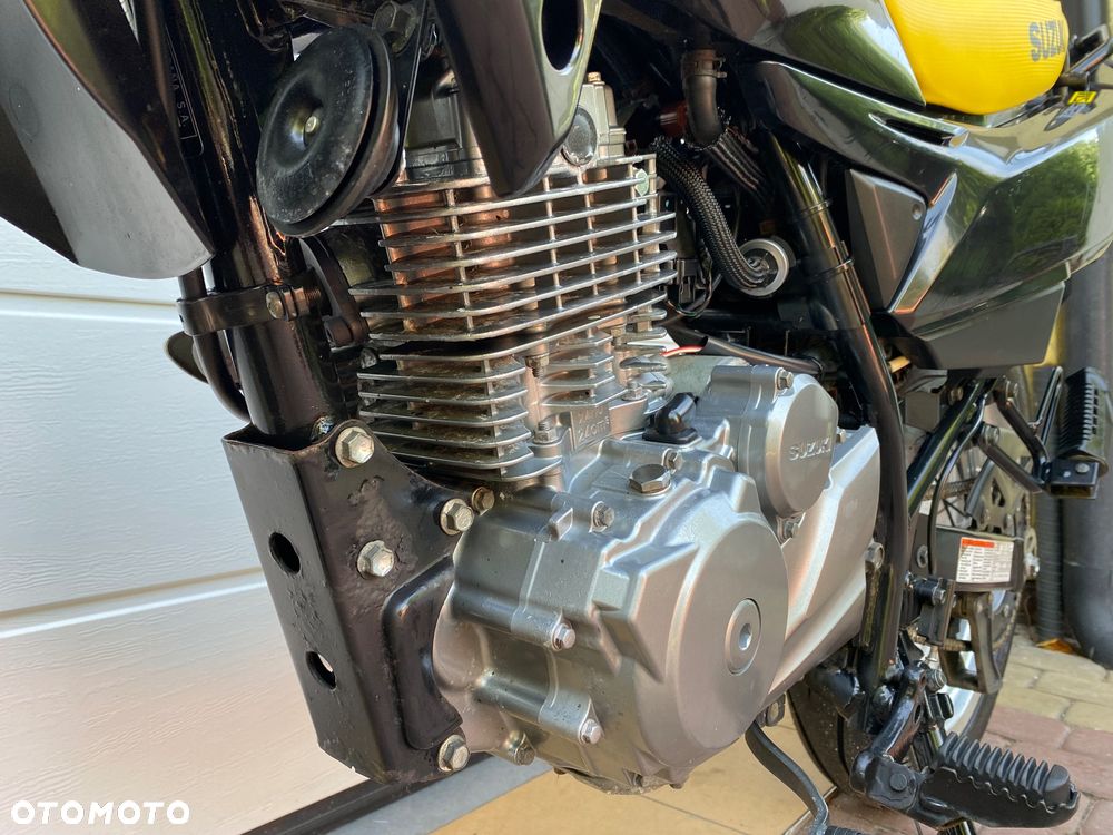 Suzuki DR - 22