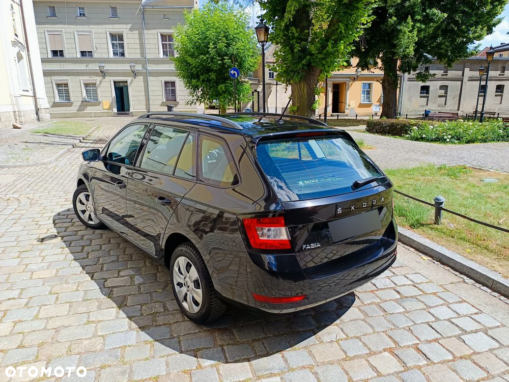 Skoda Fabia 1.0 TSI Ambition Plus - 3