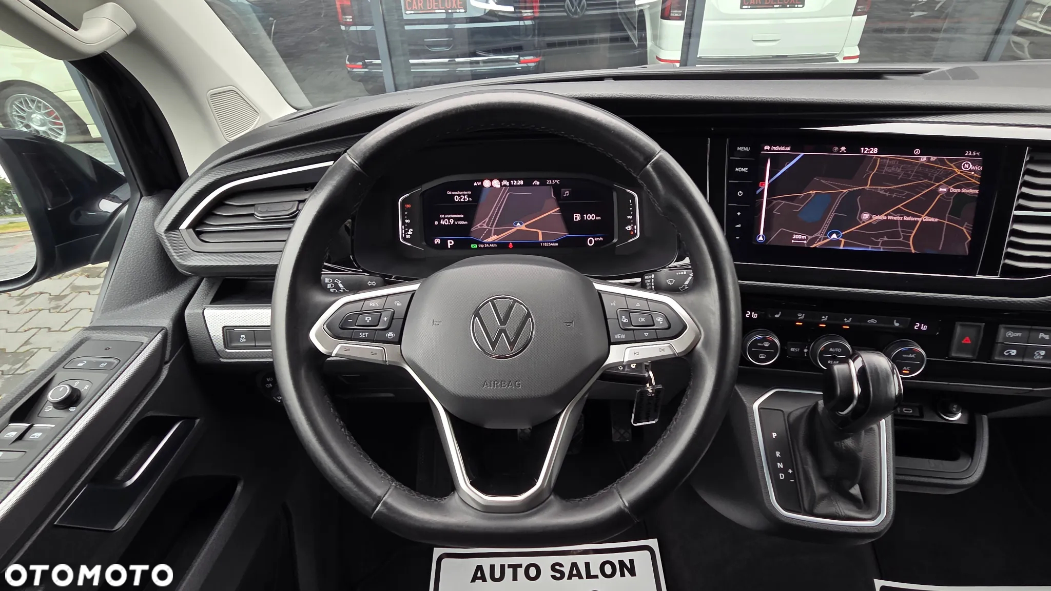 Volkswagen Multivan 6.1 2.0 TDI L1 Highline 4Motion DSG - 17