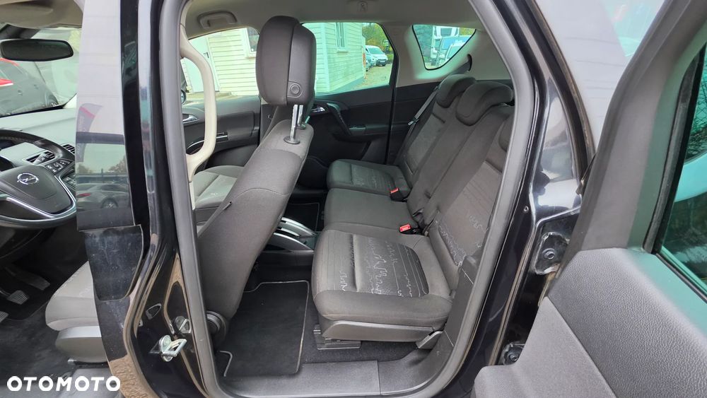 Opel Meriva 1.4 T Edition 150 S&S - 27