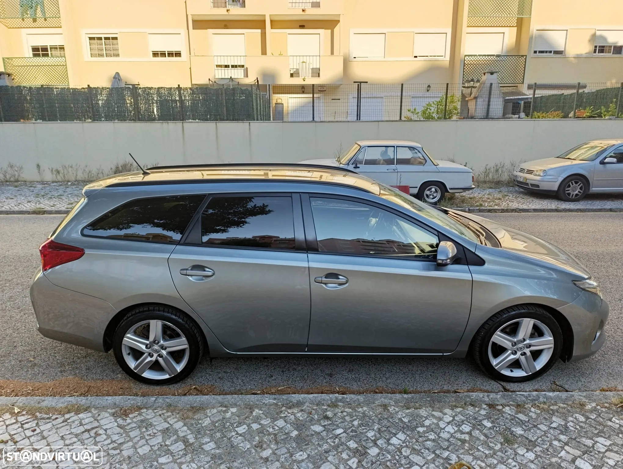 Toyota Auris Touring Sports 1.4 D-4D Com+P.Sport +Navi - 6