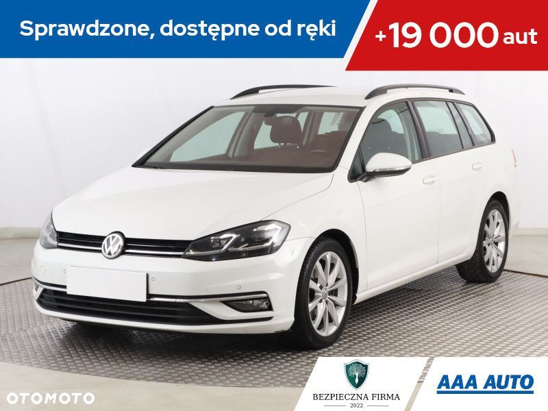 Volkswagen Golf - 1