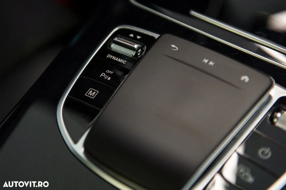 Mercedes-Benz GLC Coupe 300 e 4MATIC - 29