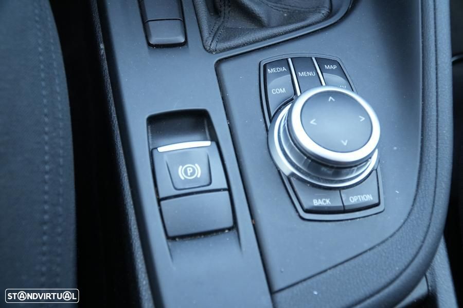 BMW X1 16 d sDrive Advantage Auto - 22