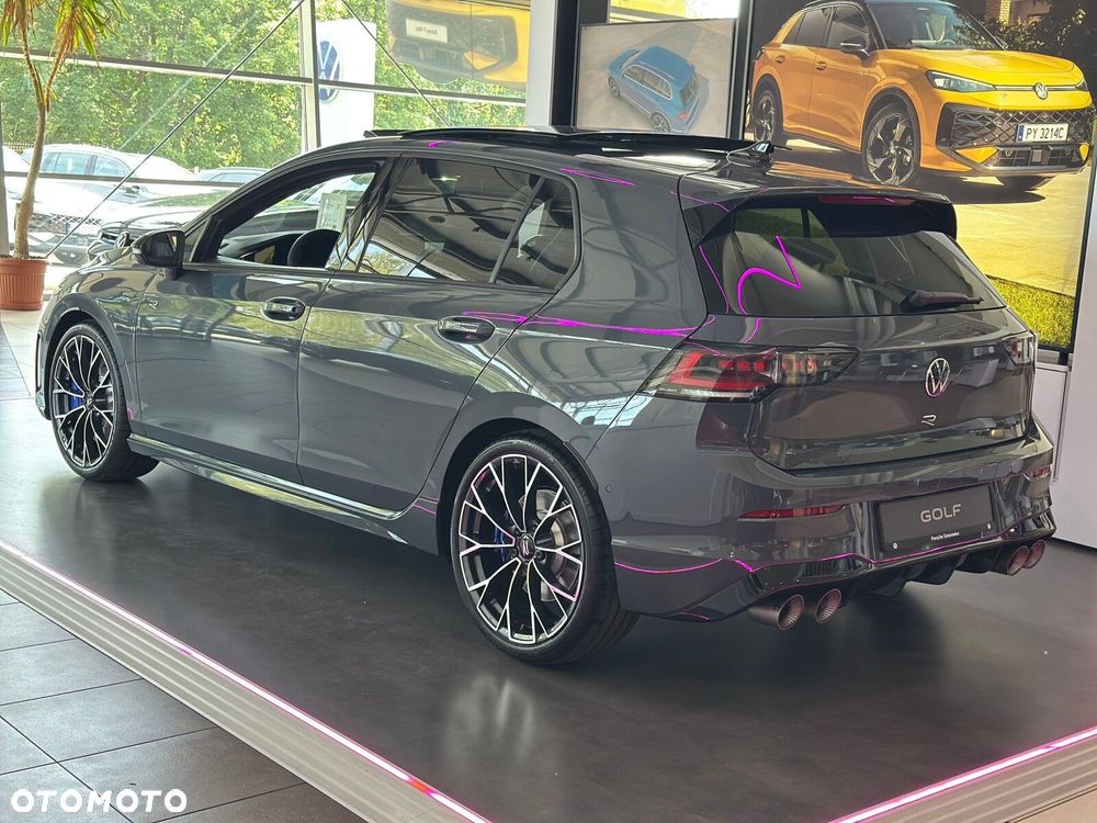 Volkswagen Golf - 4