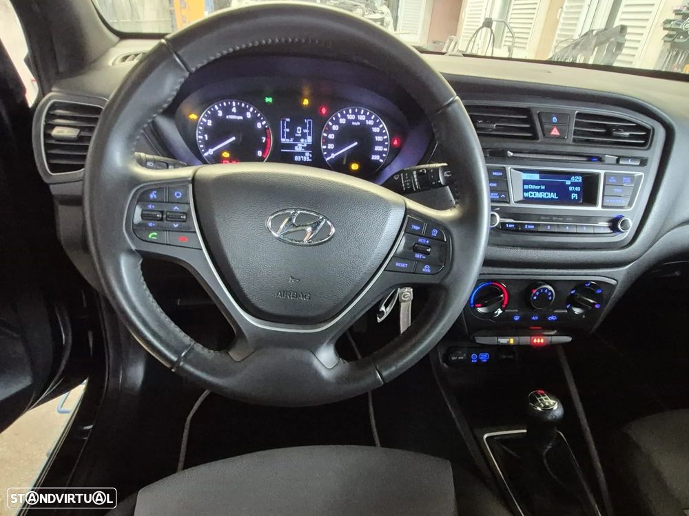 Hyundai i20 1.2 Comfort - 17