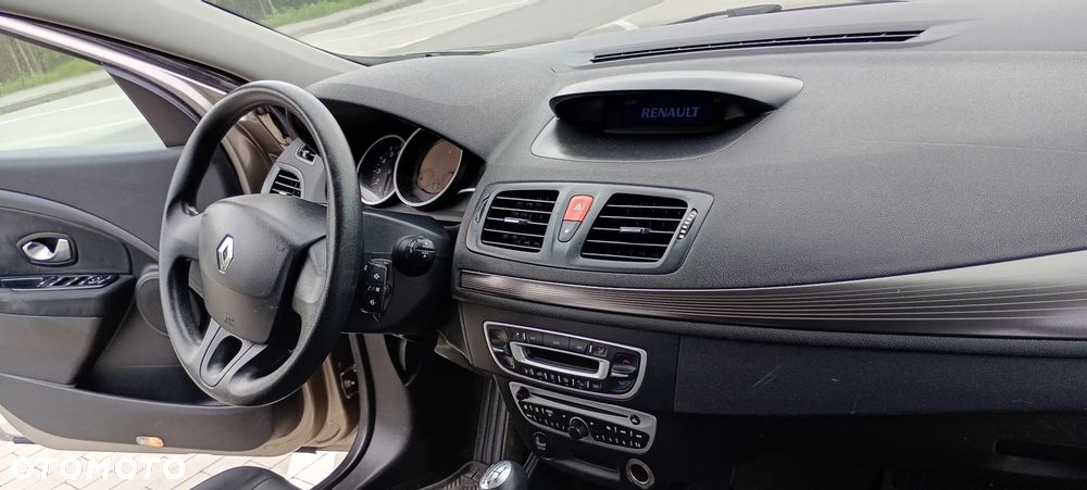 Renault Megane 1.6 16V Dynamique Euro5 - 9
