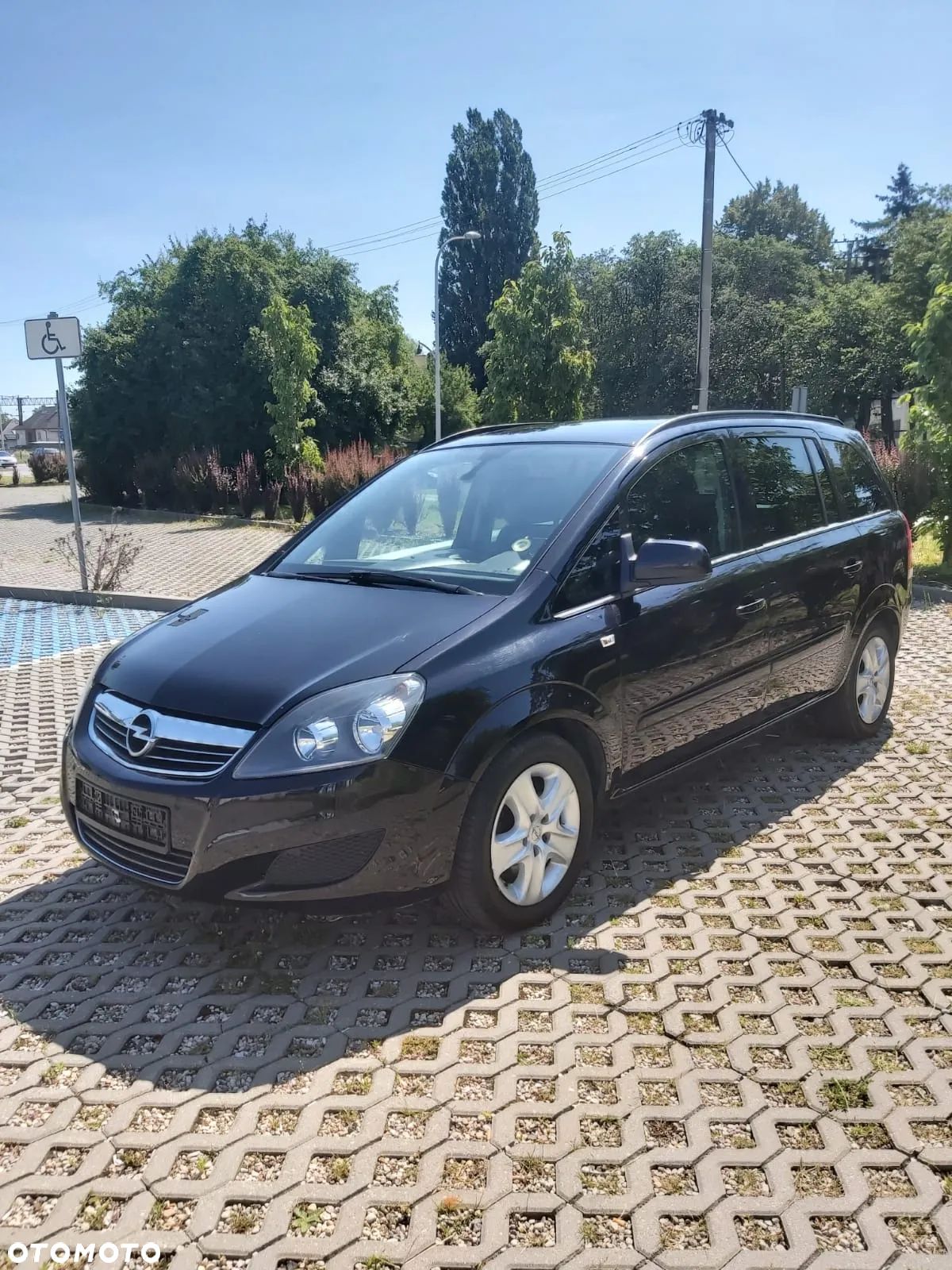 Opel Zafira 1.7 CDTI Cosmo - 1