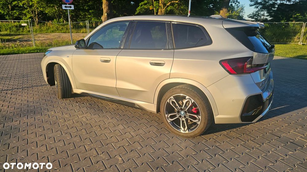 BMW iX1 xDrive30 66.5kWh M Sport Edition - 5