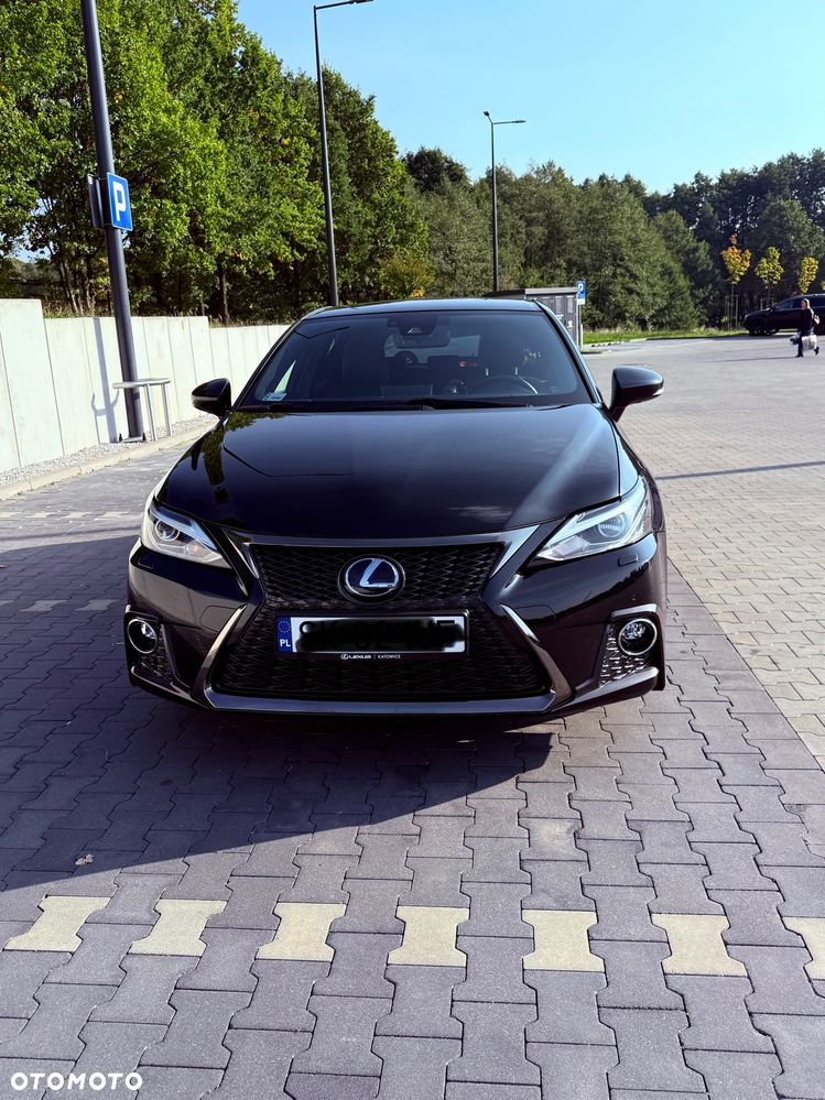 Lexus CT 200h F Sport - 2