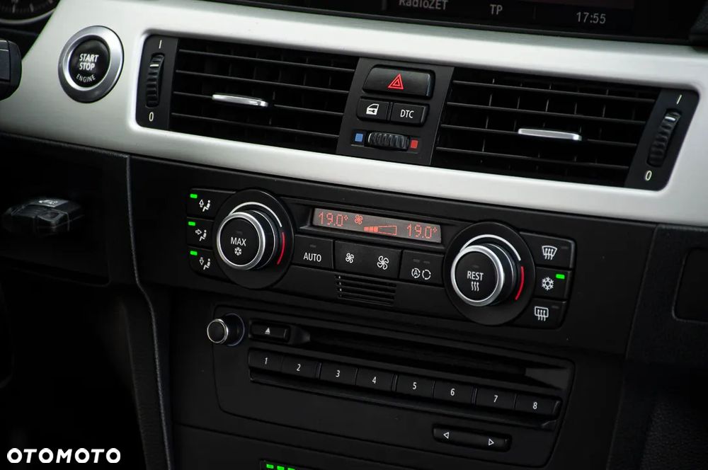 BMW Seria 3 318i Edition Sport - 29
