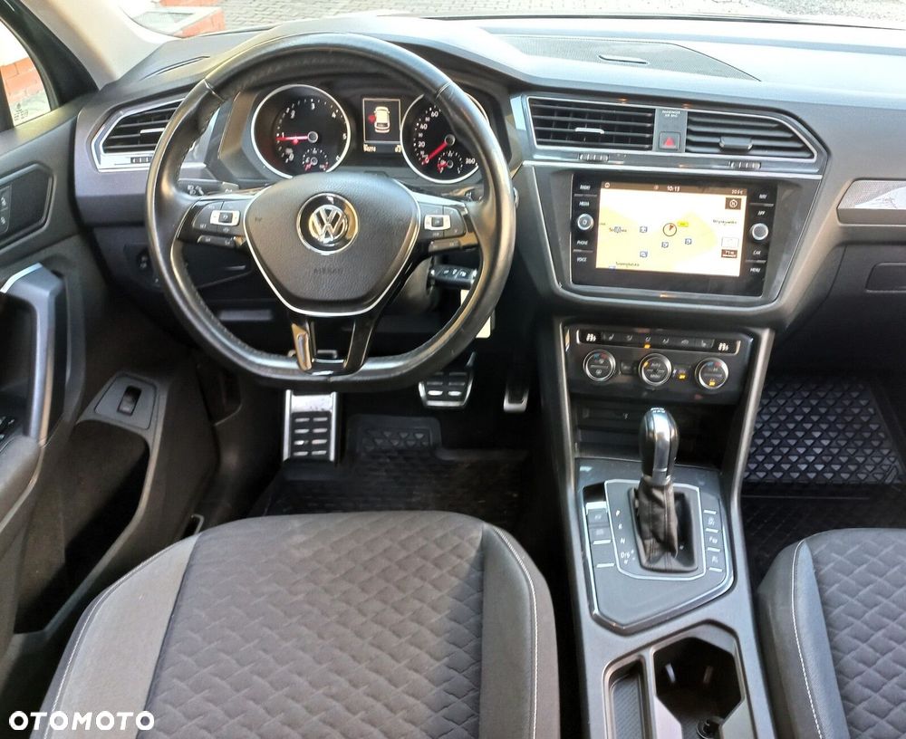 Volkswagen Tiguan - 10