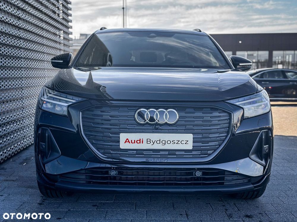 Audi Q4 e-tron - 12