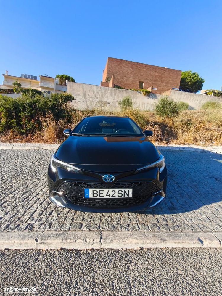 Toyota Corolla Touring Sports 1.8 Hybrid Comfort Plus - 1