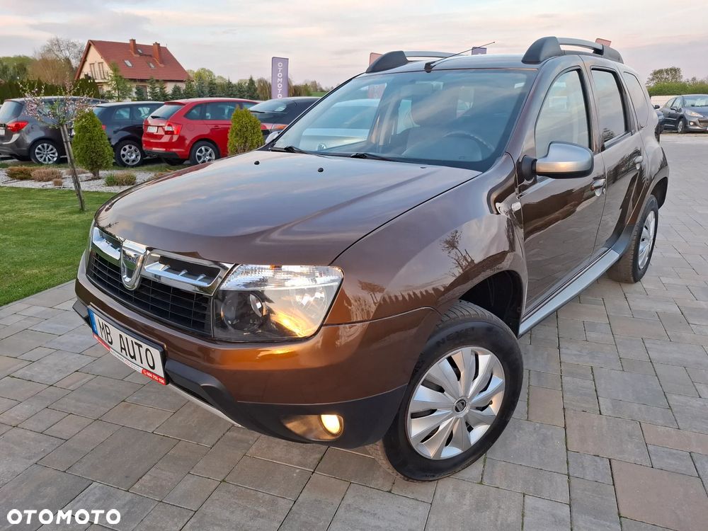Dacia Duster 1.6 16V 105 4x2 Celebration - 6
