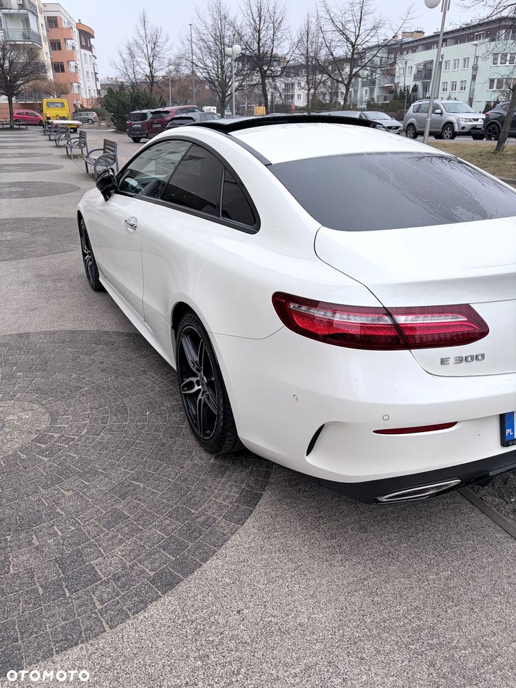 Mercedes-Benz Klasa E - 3