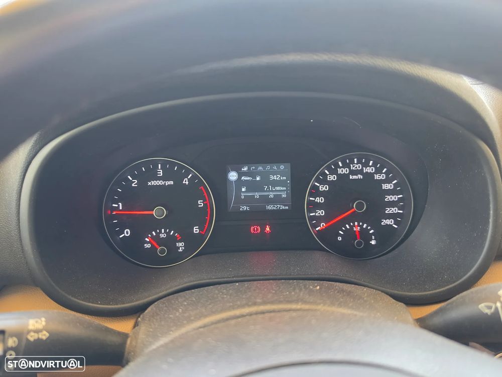 Kia Sportage 1.6 CRDI ISG SX — fotografia 11