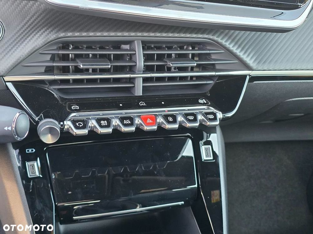 Peugeot 208 1.2 mHEV GT - 21