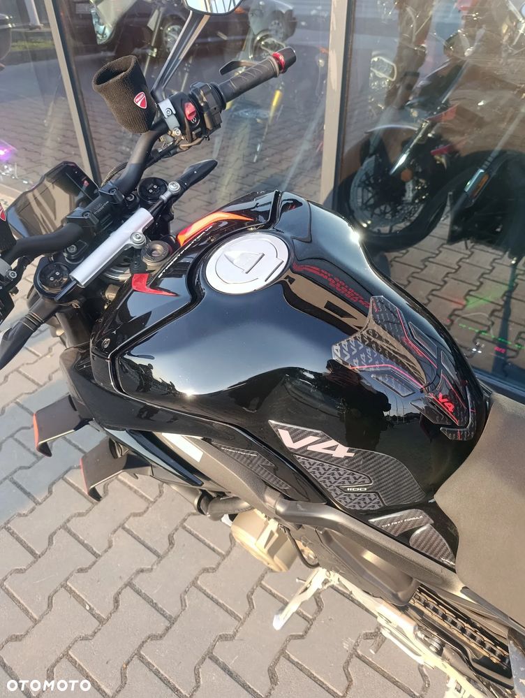 Ducati Streetfighter V4 - 13