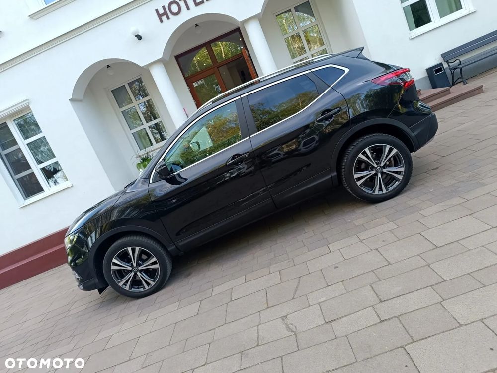 Nissan Qashqai 1.6 dCi Tekna S&S - 20