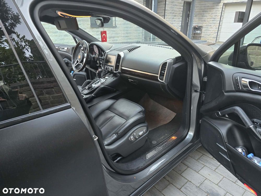 Porsche Cayenne Diesel - 10