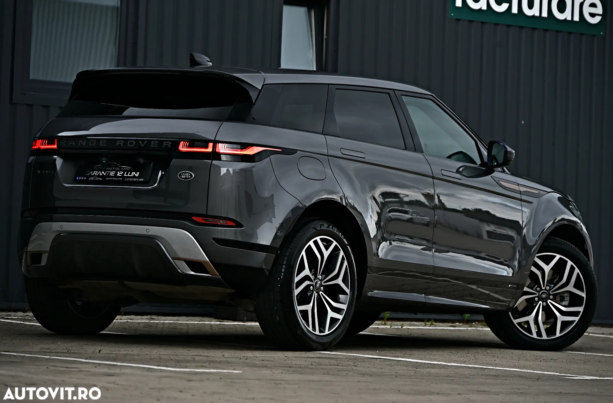 Land Rover Range Rover Evoque 2.0 D150 R-Dynamic HSE - 6