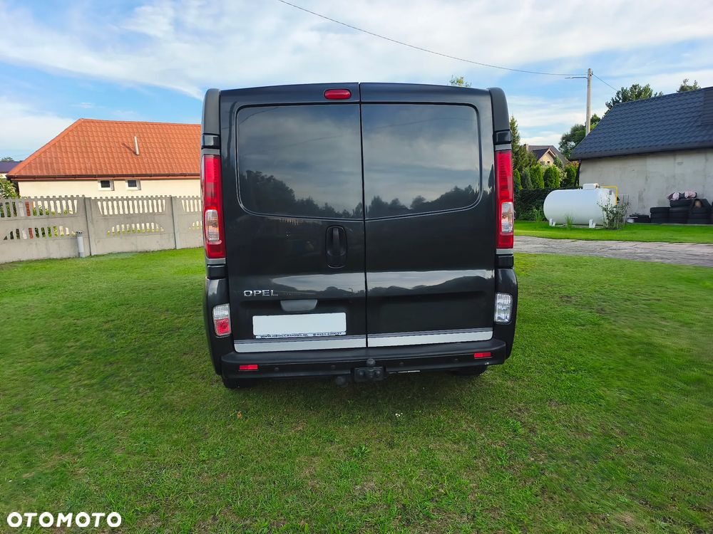 Opel VIVARO - 11