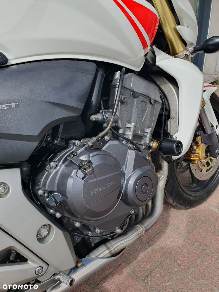 Honda Hornet - 25