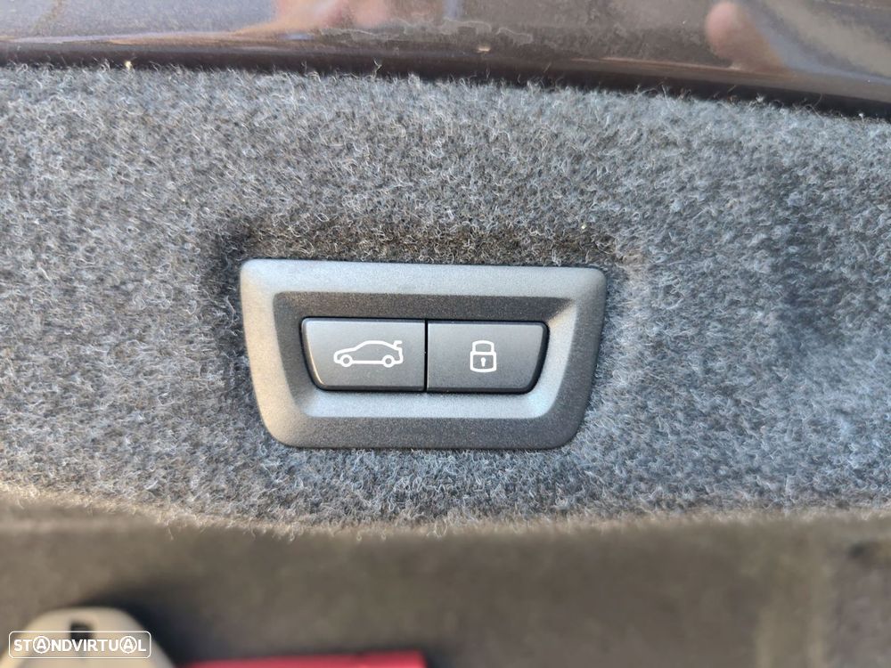 BMW i5 eDrive40 Pack Desportivo M Pro — fotografia 34