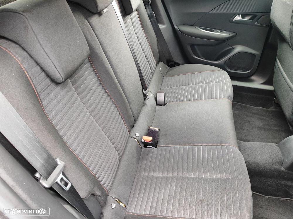 Peugeot 2008 1.5 BlueHDi Active Pack - 8