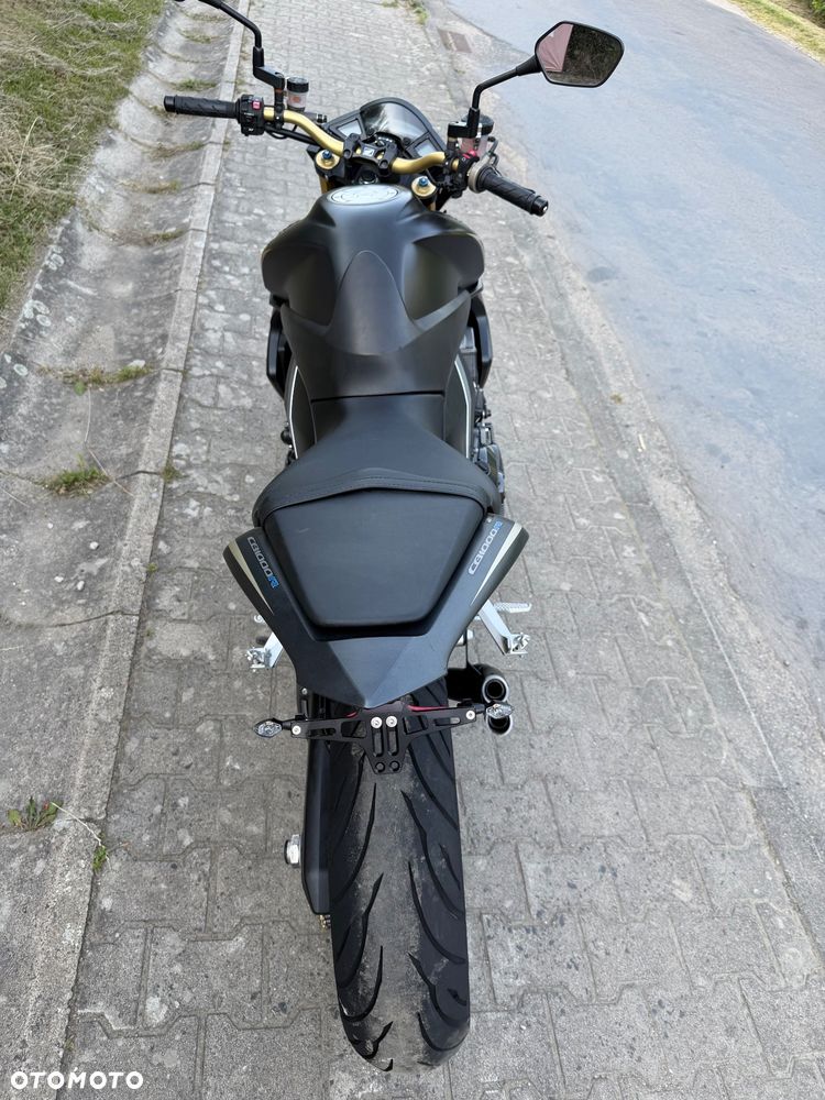 Honda CB - 9