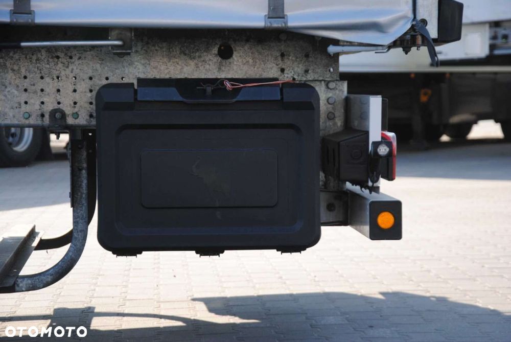 Schmitz Cargobull SCS kurtyna, podnoszona oś - 13