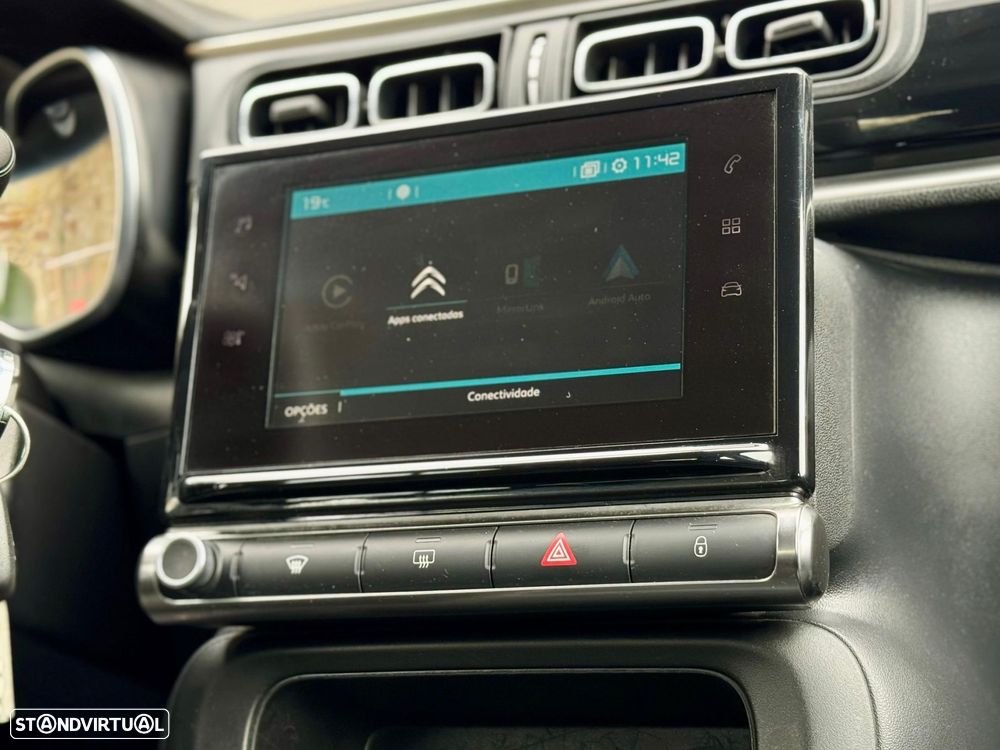 Citroën C3 1.2 PureTech Shine EAT6 - 36