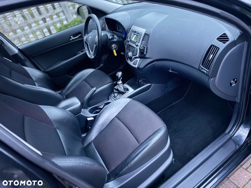 Hyundai i30 i30cw 1.4 FIFA WM Edition - 9