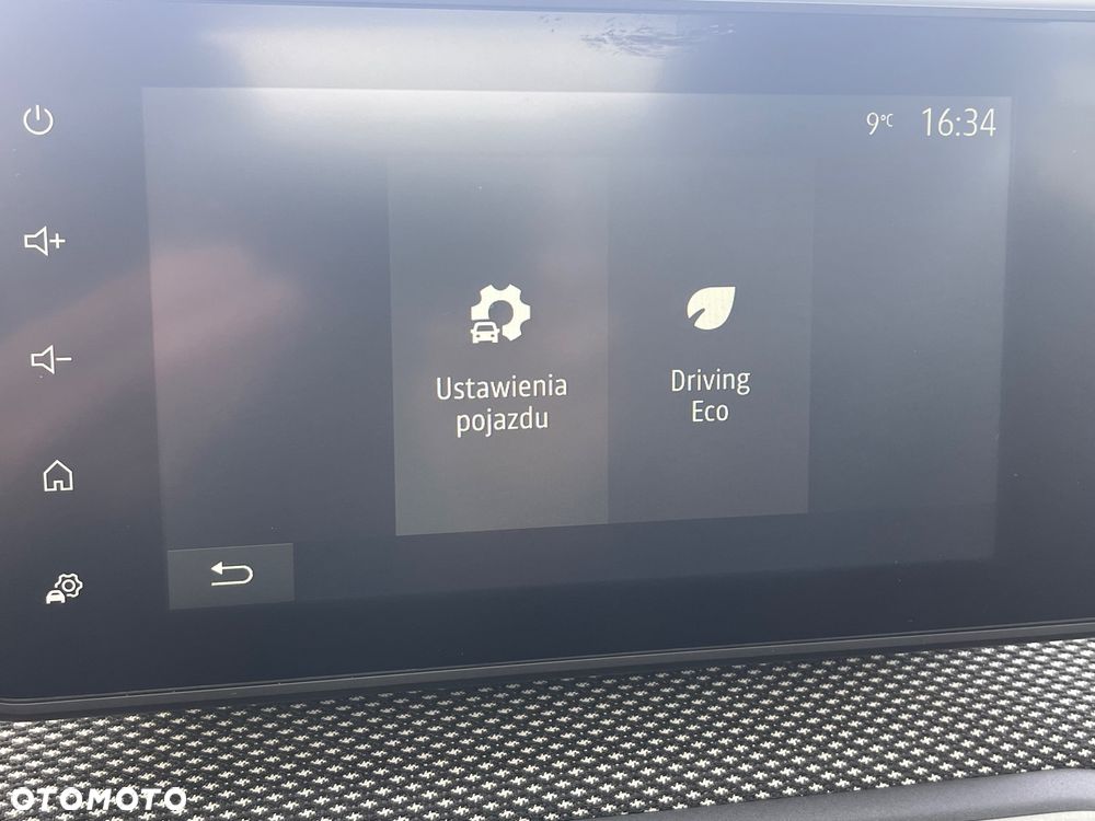 Dacia Sandero TCe 90 Essential - 34