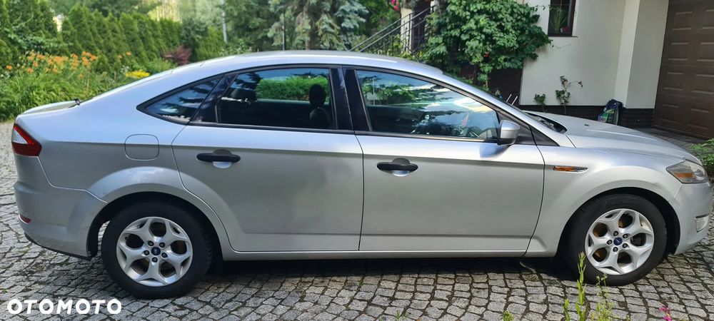 Ford Mondeo 1.8 TDCi Ambiente - 8