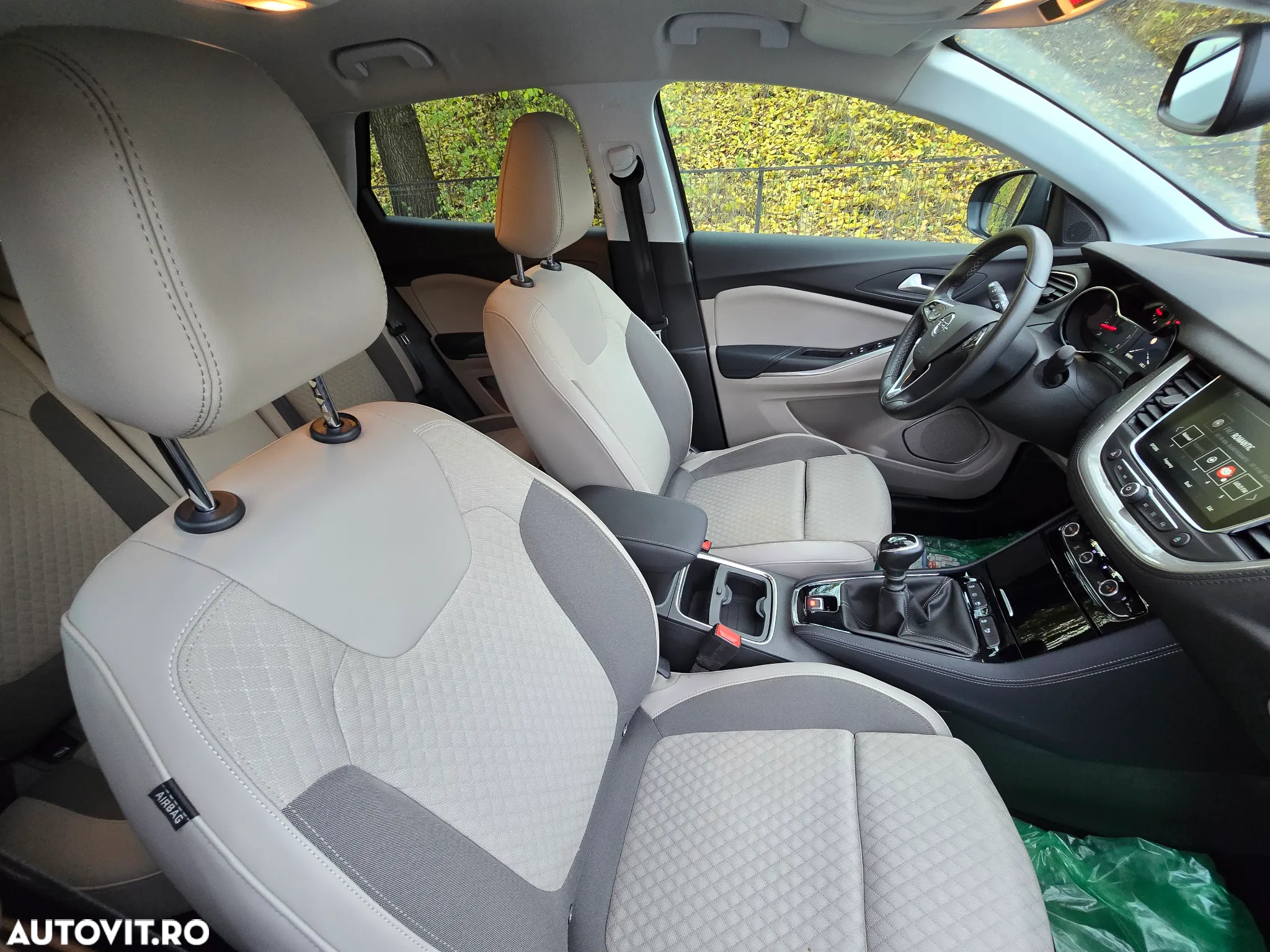 Opel Grandland X 1.5 D Start/Stop Business Elegance - 7