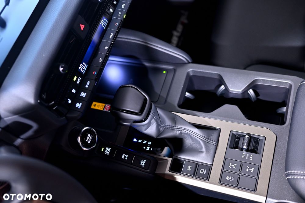 Toyota Land Cruiser LC 2.8 D-4D Executive - 33