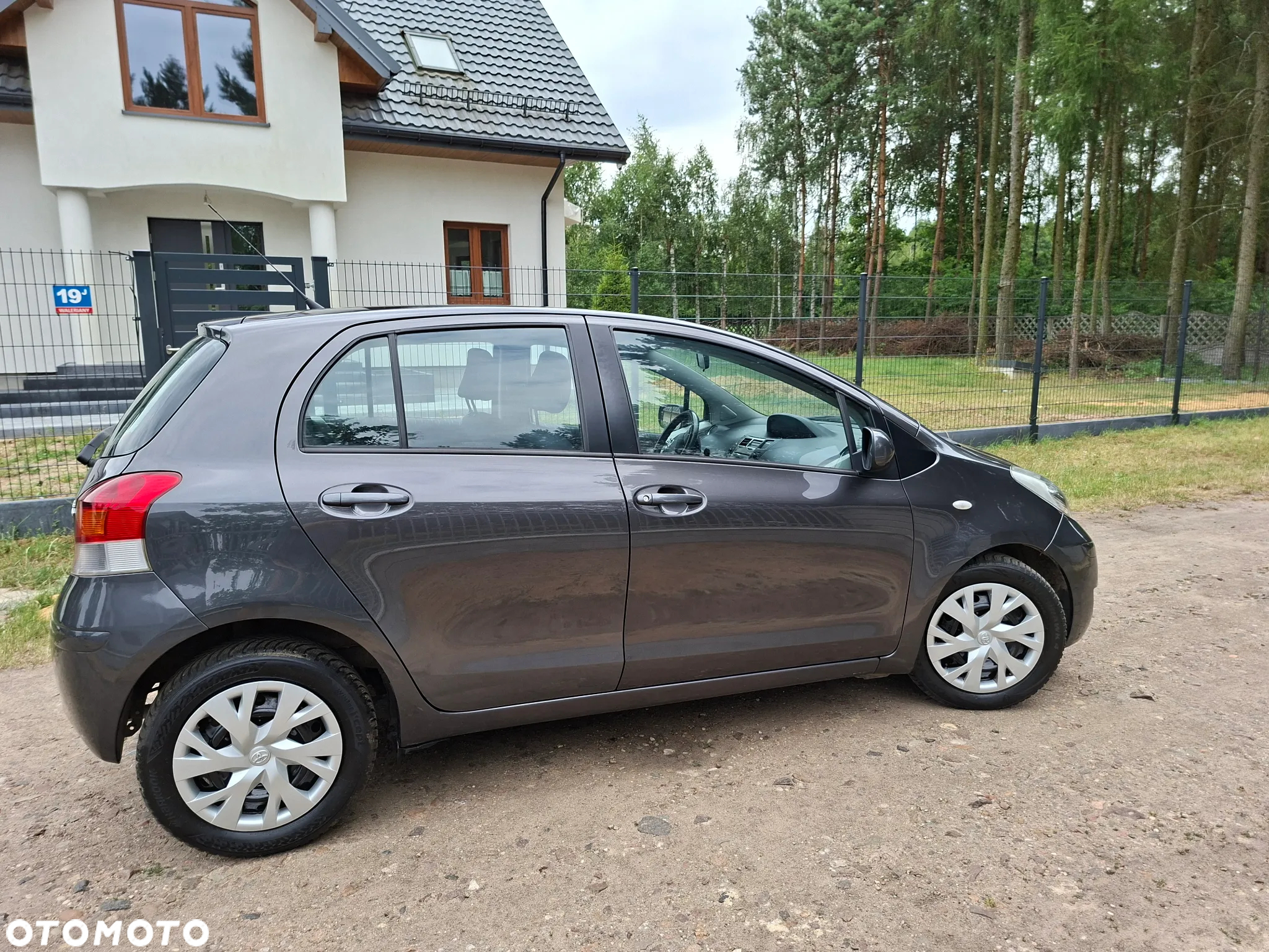 Toyota Yaris 1.33 Sol - 10