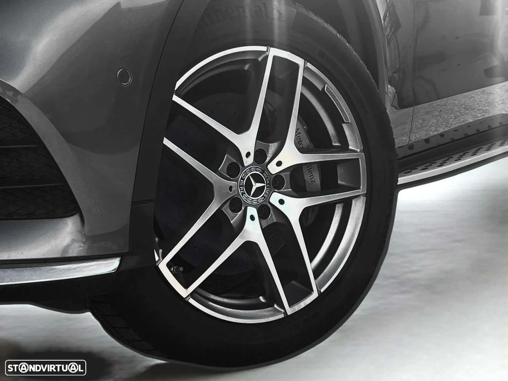 Mercedes-Benz GLC 250 d Coupé AMG Line 4-Matic - 5