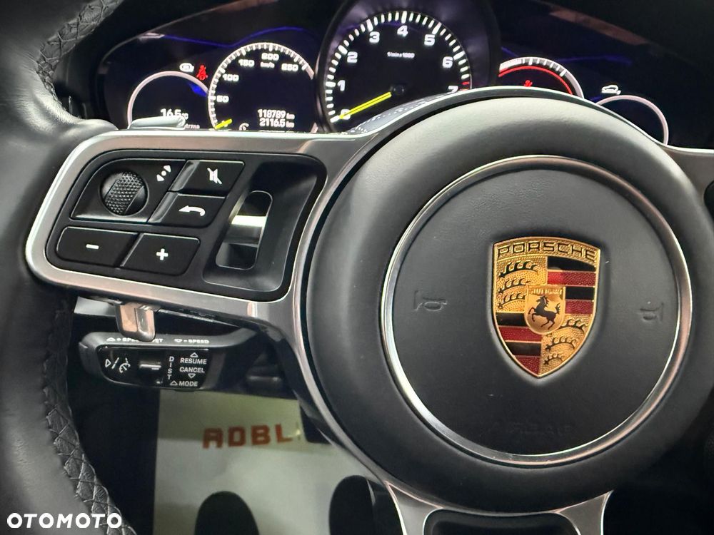 Porsche Cayenne E-Hybrid Platinum Edition - 17