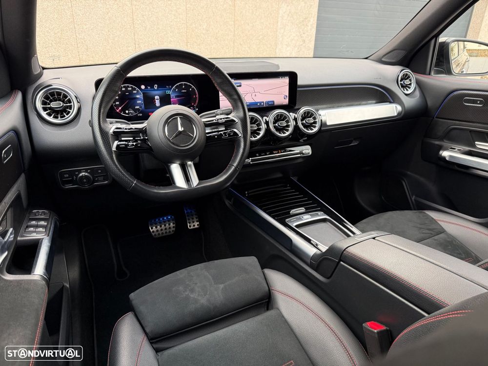 Mercedes-Benz GLB 180 d AMG Line - 11