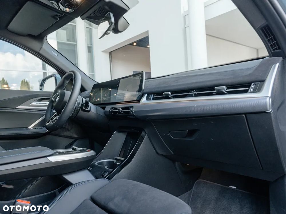 BMW X2 sDrive20i - 11